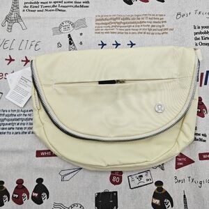 Lululemon All Night Festival Bag 5L